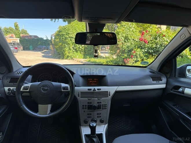 Opel Astra-10