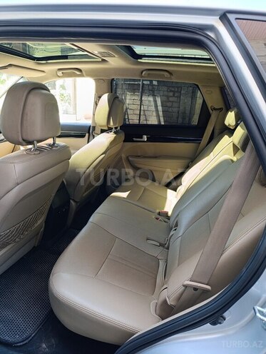 Kia Sorento-5