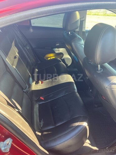 Chevrolet Cruze-10