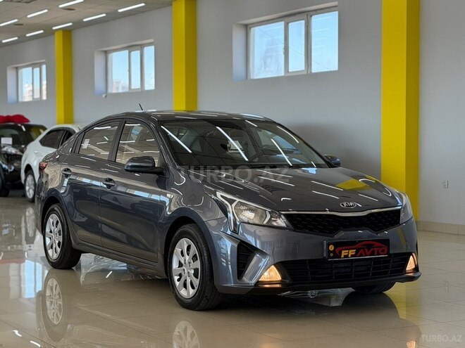 Kia Rio-2