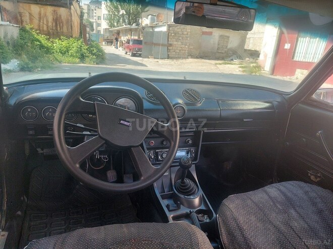 LADA (VAZ) 2106-7