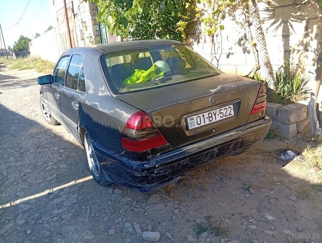 Mercedes C 180-6