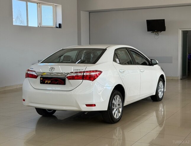 Toyota Corolla-5