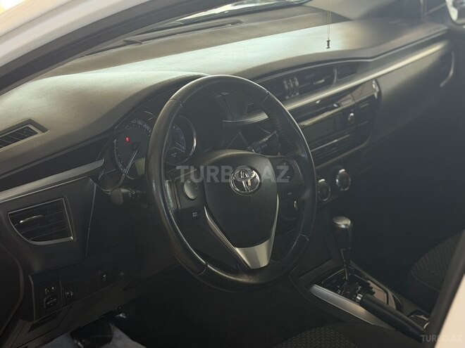 Toyota Corolla-9