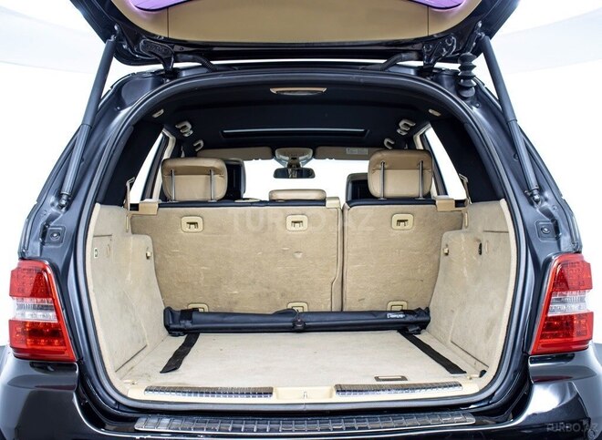 Mercedes ML 63 AMG-10