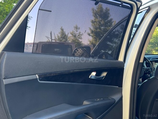Kia Sorento-19