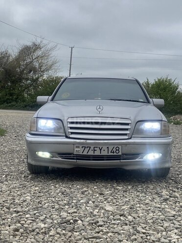 Mercedes C 180-1