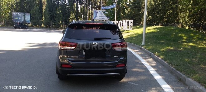 Kia Sorento-11