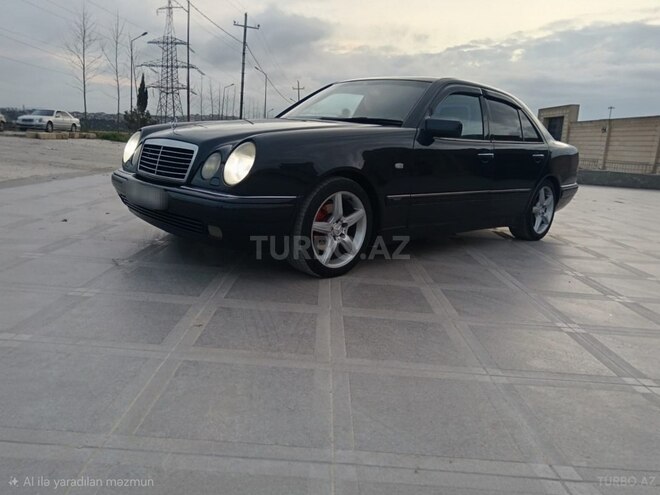 Mercedes E 280-3
