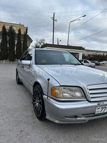 Mercedes C 180-10
