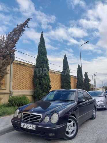 Mercedes E 220-2