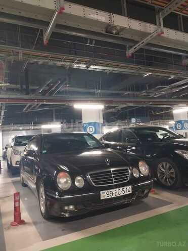 Mercedes E 220-6