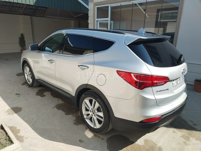 Hyundai Santa Fe-4