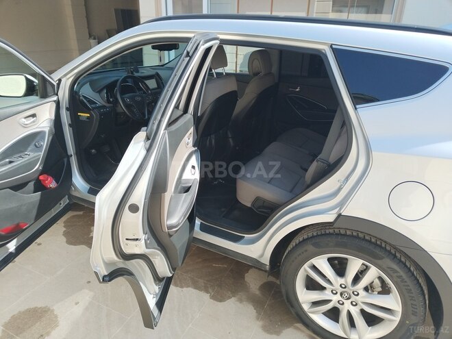 Hyundai Santa Fe-6