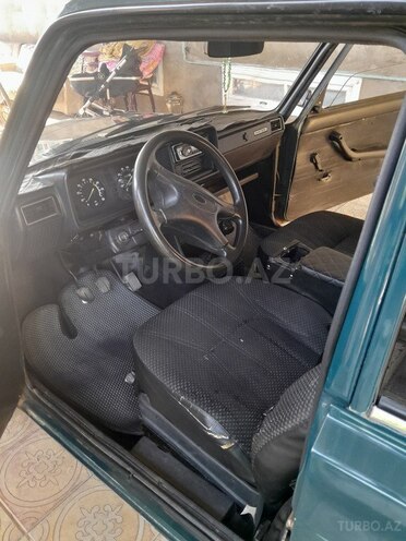 LADA (VAZ) 2107-4