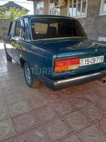LADA (VAZ) 2107-2