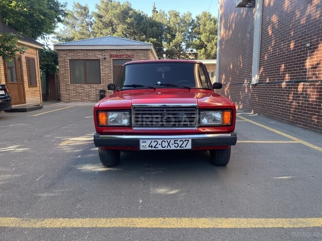 LADA (VAZ) 2107-1