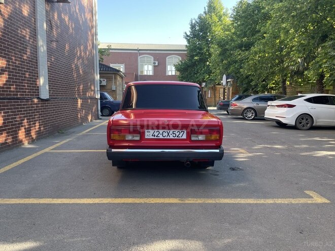 LADA (VAZ) 2107-2