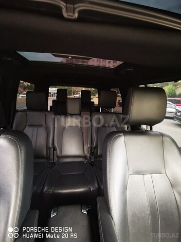 Land Rover Discovery-7