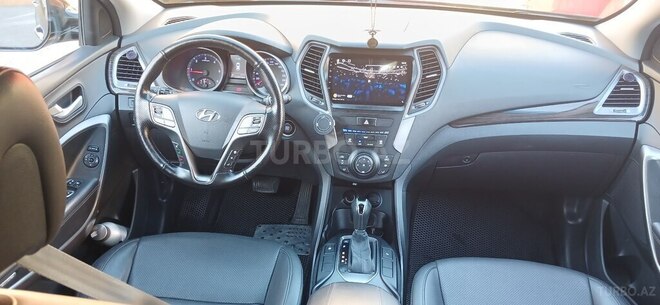 Hyundai Santa Fe-5