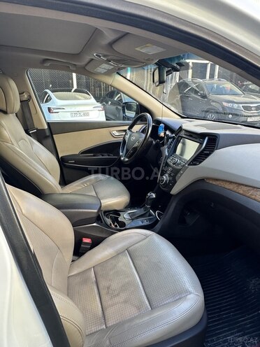 Hyundai Santa Fe-8