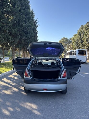 Kia Rio-3