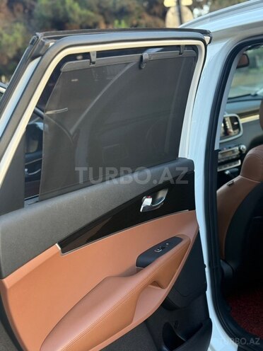Kia Sorento-16