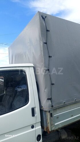 Ford Transit-2