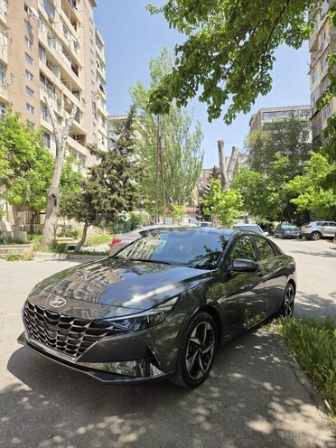 Hyundai Elantra-5