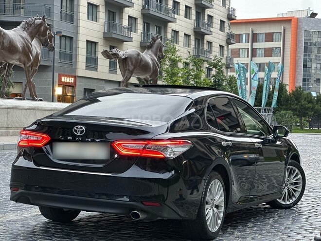 Toyota Camry-8