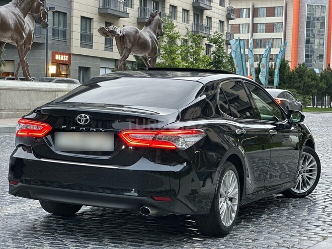 Toyota Camry-10