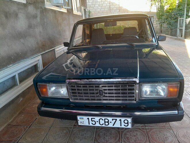 LADA (VAZ) 2107-1