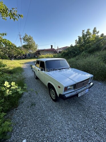 LADA (VAZ) 2107-2