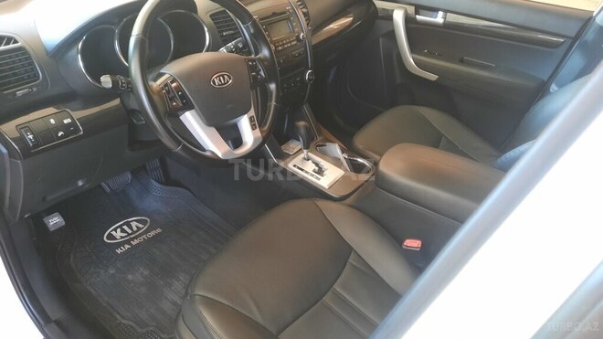 Kia Sorento-15
