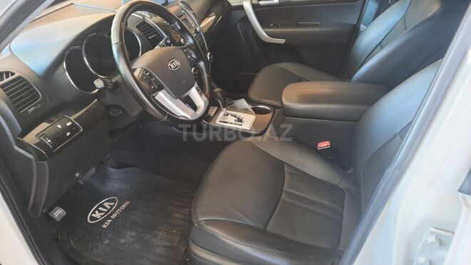 Kia Sorento-17