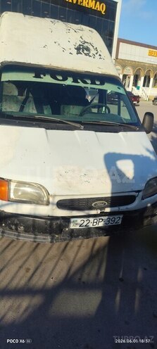 Ford Transit-1