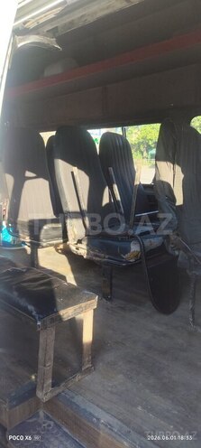 Ford Transit-4