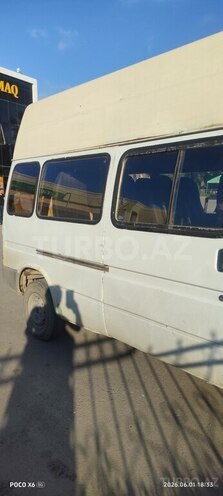 Ford Transit-3