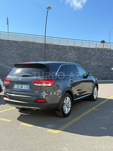 Kia Sorento-4