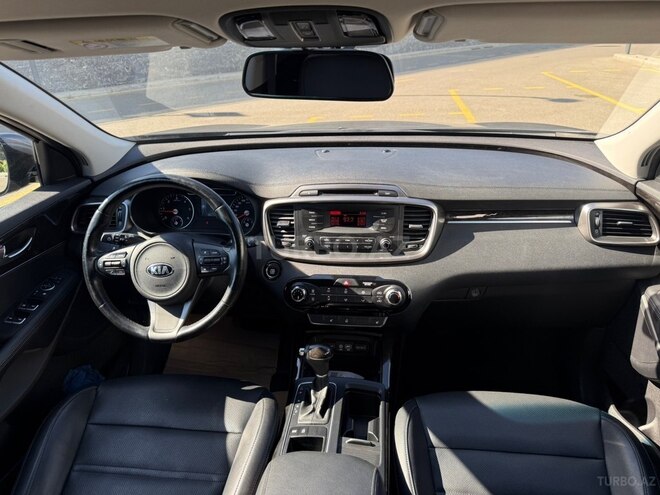 Kia Sorento-10
