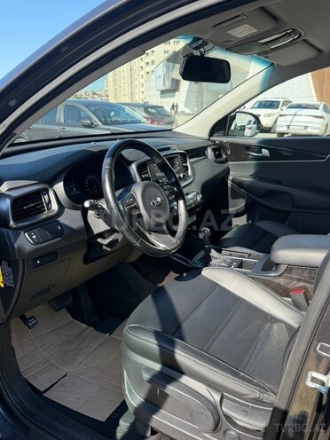 Kia Sorento-6