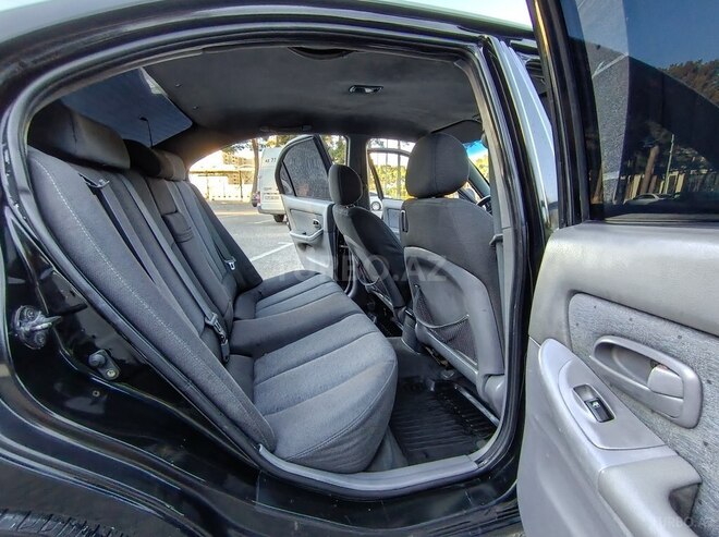 Hyundai Elantra-17