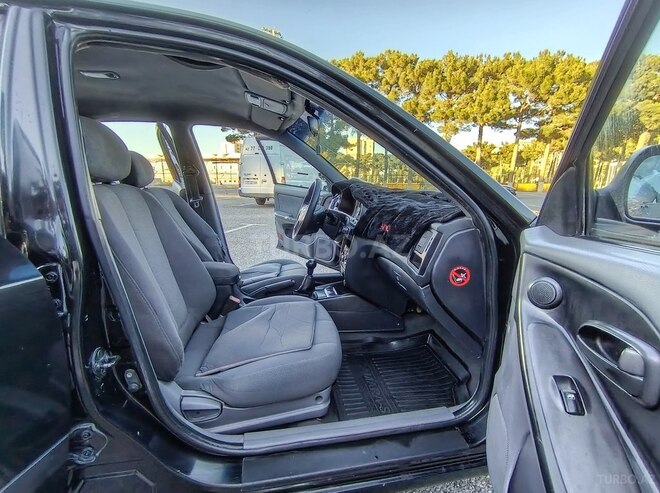 Hyundai Elantra-18