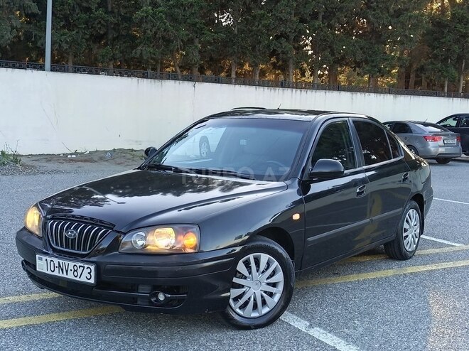 Hyundai Elantra-6