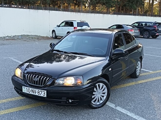 Hyundai Elantra-8
