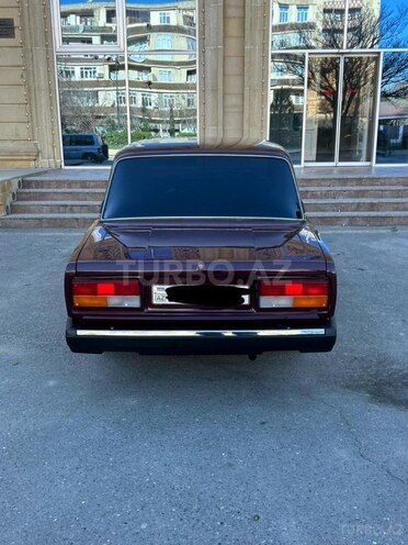 LADA (VAZ) 2107-4