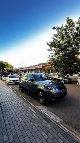 Land Rover Discovery-4