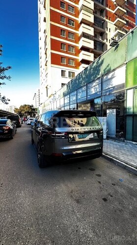 Land Rover Discovery-8