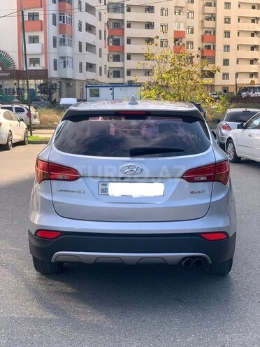 Hyundai Santa Fe-3