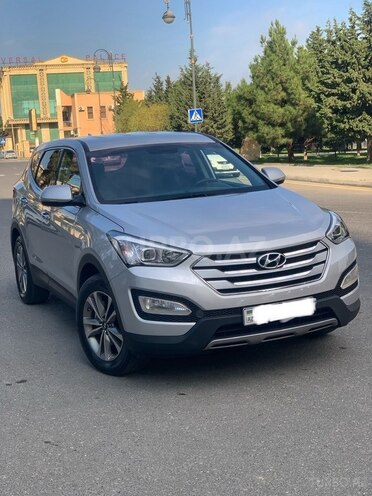 Hyundai Santa Fe-1